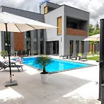 Villa Of Senses *