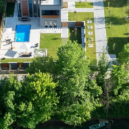 Of Senses Villa Bihac