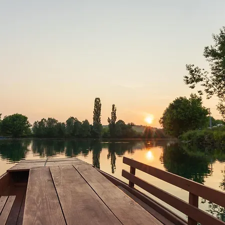 Of Senses Villa *